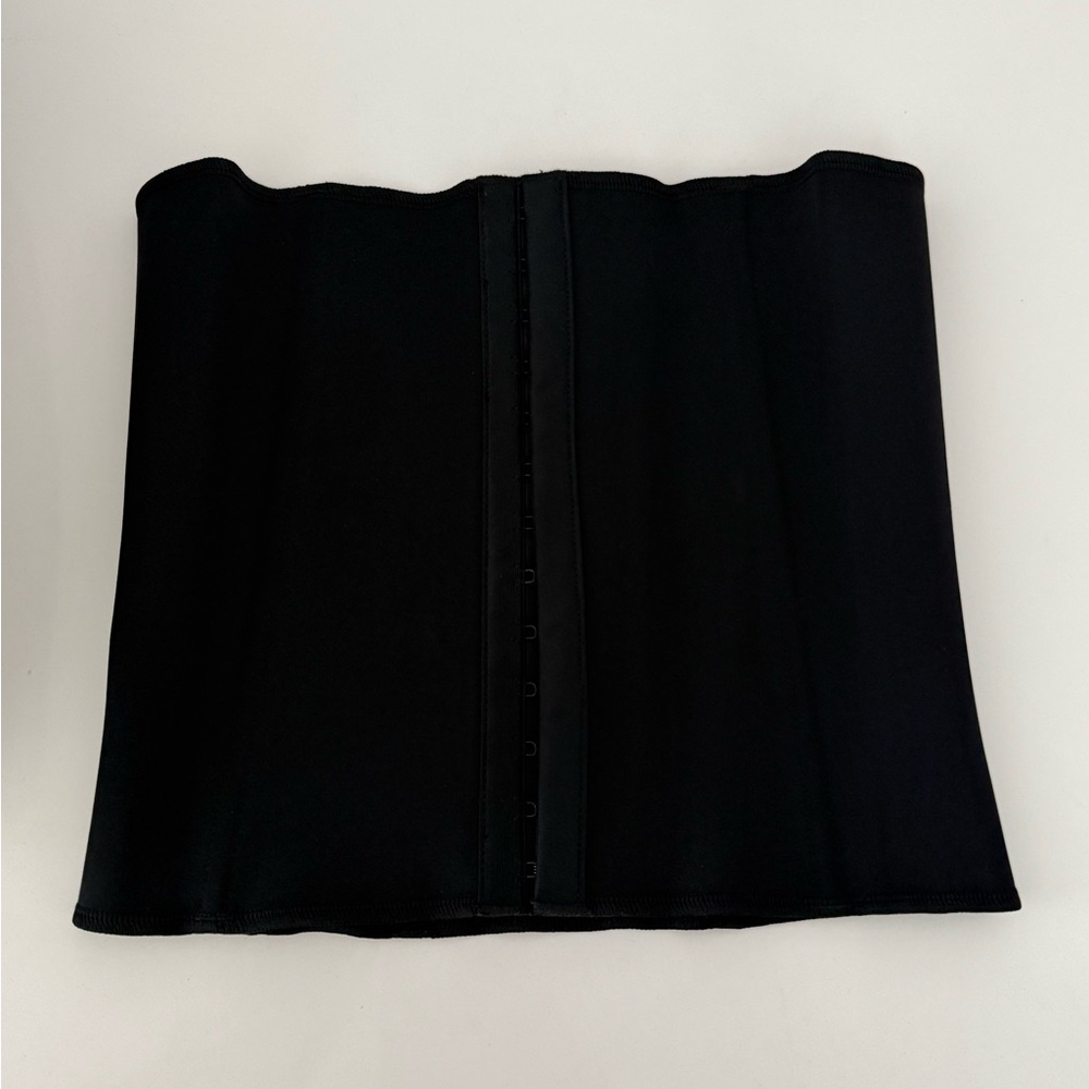 SKIMS Onyx Waist Trainer, Size Small